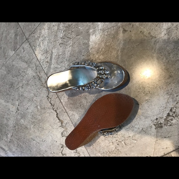 Shoes - Picture 2 of 3